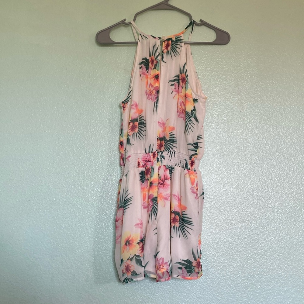 Floral Halter Romper - Picture 3 of 4